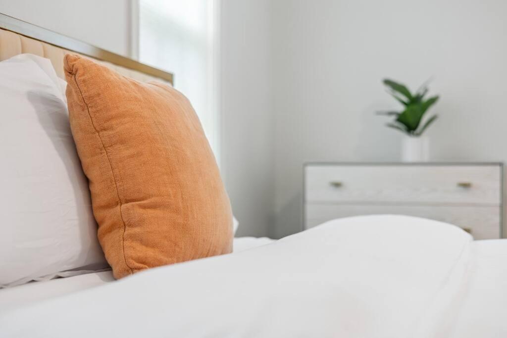 New! Modern Boho W/ 5bd/2br Sleeps 10 * Atlanta