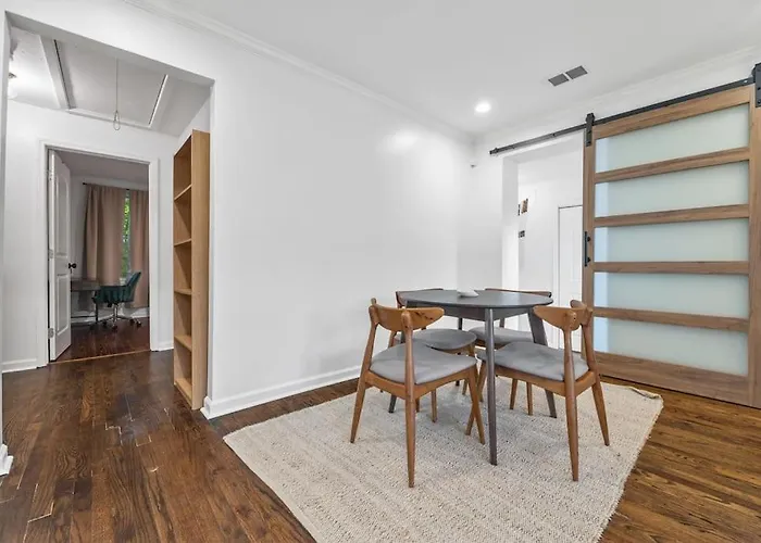 New! Modern Boho W/ 5Bd/2Br Sleeps 10